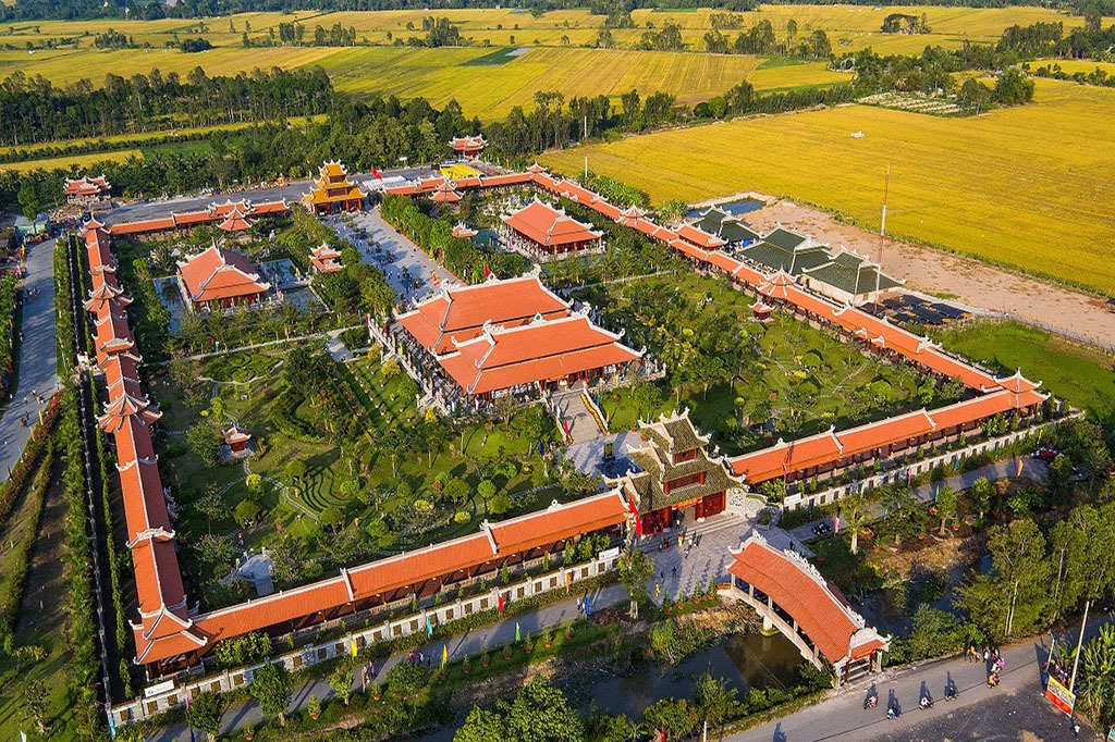 Hồ Chí Minh -> Lấp Vò