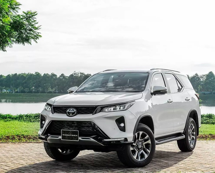 Hồ Chí Minh - Xuyên Mộc, Hồ Tràm Đi 1 Chiều Xe 7 Chỗ Toyota Fortuner