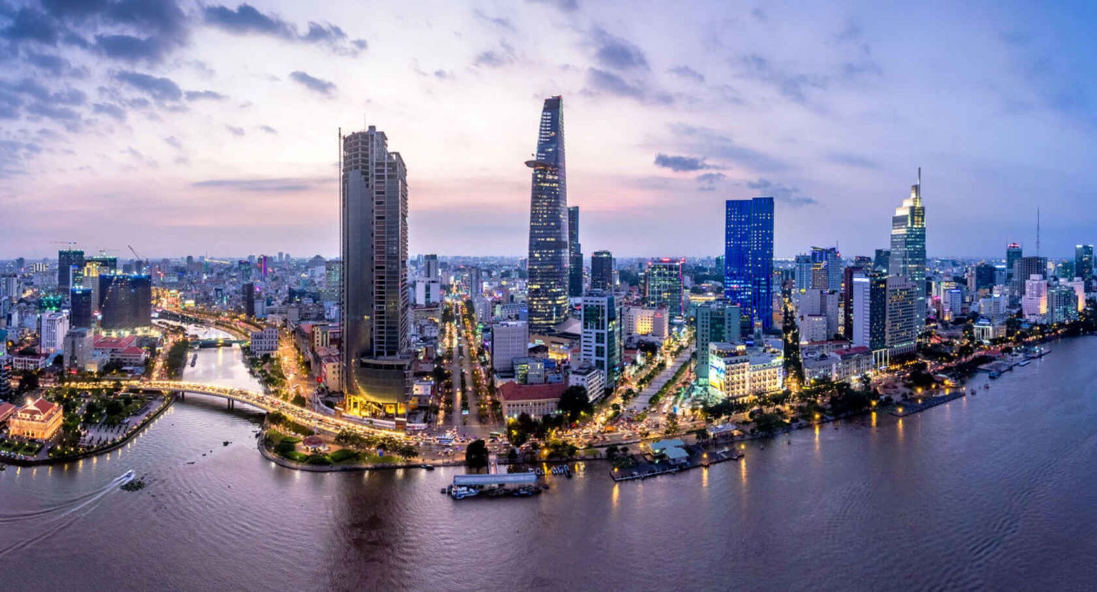 Xuyên Mộc, Hồ Tràm -> Hồ Chí Minh